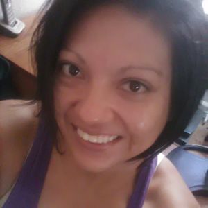 Meet your Posher, Desiree